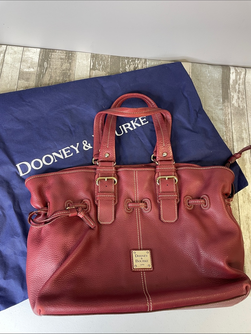Dooney & Burke / Pebbled Leather Drawstring / Large Tote Shoulder Bag